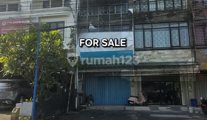 Busy Commercial Shop House at Gunung Agung, Denpasar, Bali