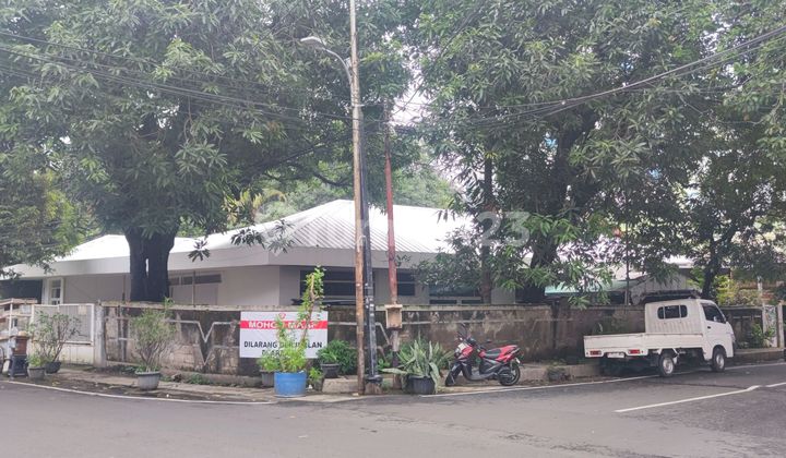 Cempaka Putih Old House