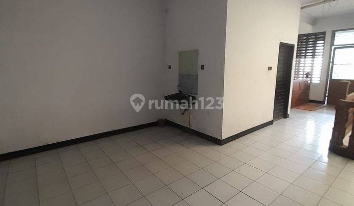 Ruko Strategis Akses Mudah di Jl. Suryopranoto, Petojo, Jakarta Pusat 2