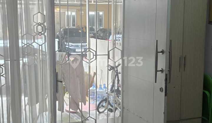 2-Storey House Golf Lake Residence Southeast Facing 2