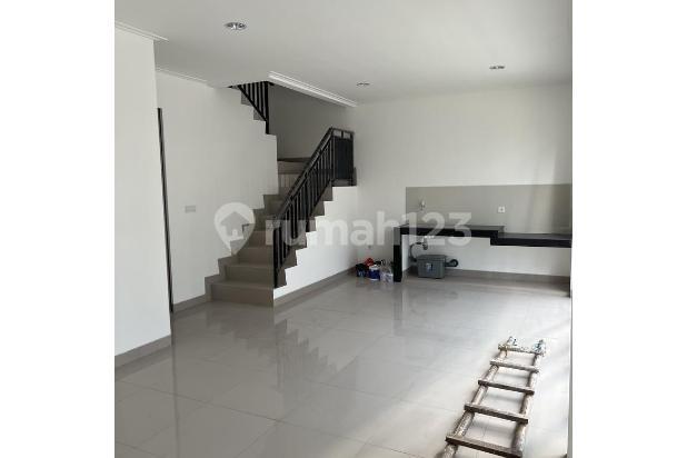 Rumah 2 Lantai 8X10 di Pik2 Rapi dan Siap Huni Rumah 2 Lantai 8X10 di Pik2 Rapi dan Siap Huni