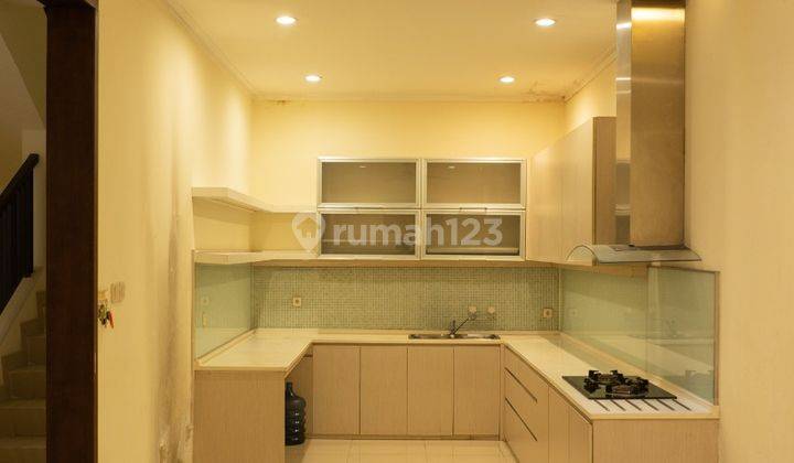 Rumah Puri Mansion Luas 150m2 Renov 2.5 Lantai 14