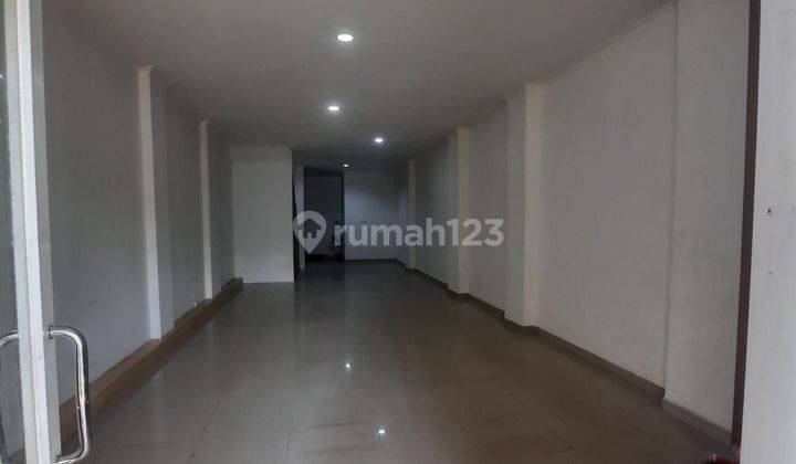 Ruko 3.5 Lantai Muara Karang Raya Posisi Boulevard 2