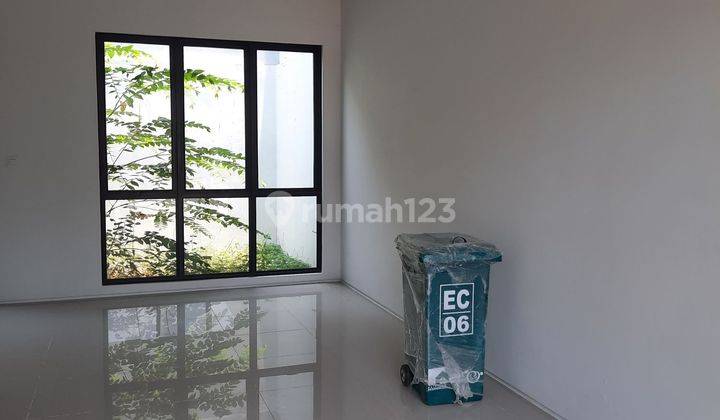 Dijual Rumah Citra Garden Puri 8x15 Depan Taman 1