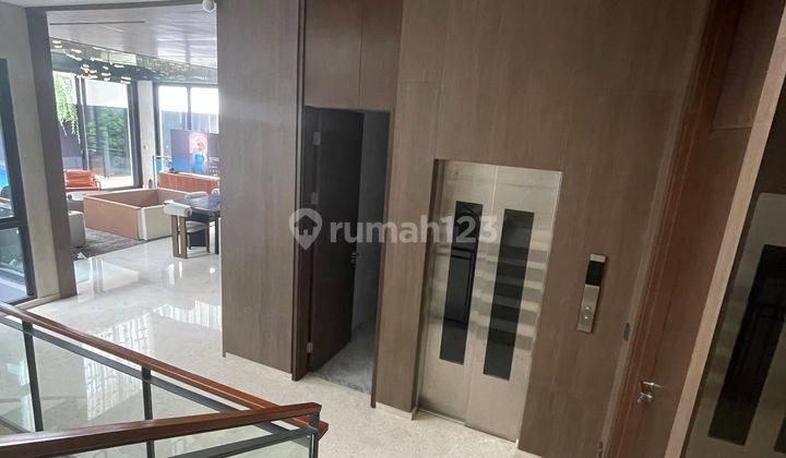 Rumah Mewah Dan Furnish Navapark Cluster Lyndon Siap Huni 2