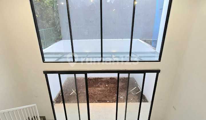 Rumah Brand New 2 Lantai Luas 138M2 di Joglo 2