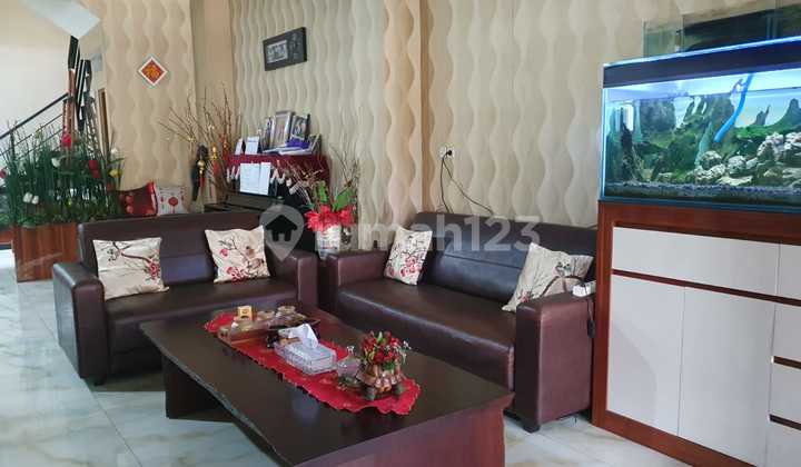 Rumah Taman Surya 3 Luas 192M2 Posisi Boulevard