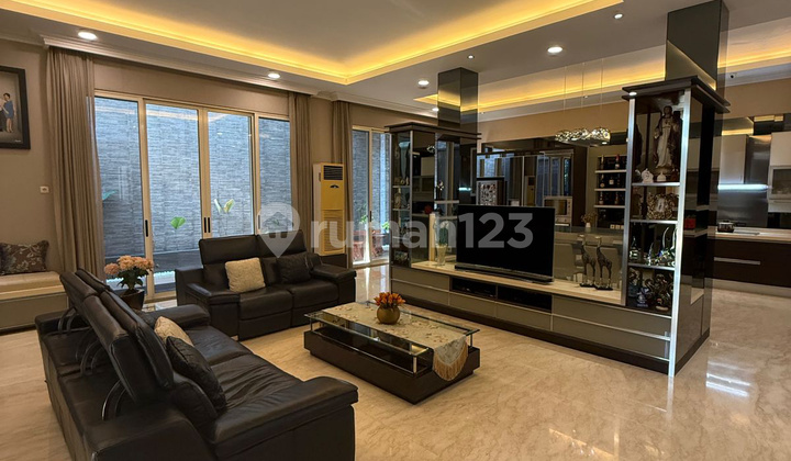 Rumah Super Mewah Pantai Indah Kapuk Tropical Modern