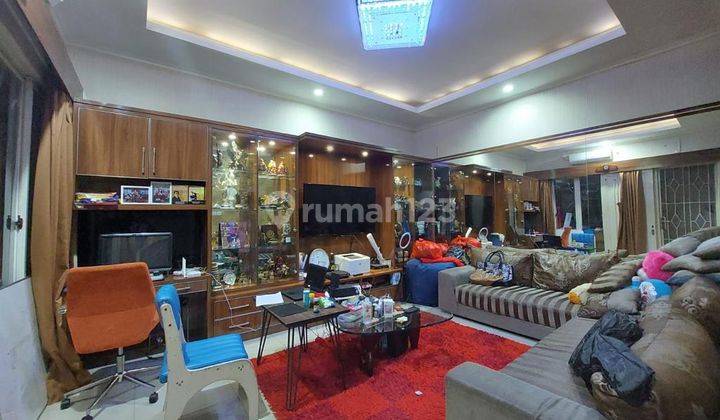 Dijual Cepat Rumah Puri Mansion 2.5 Lantai 1