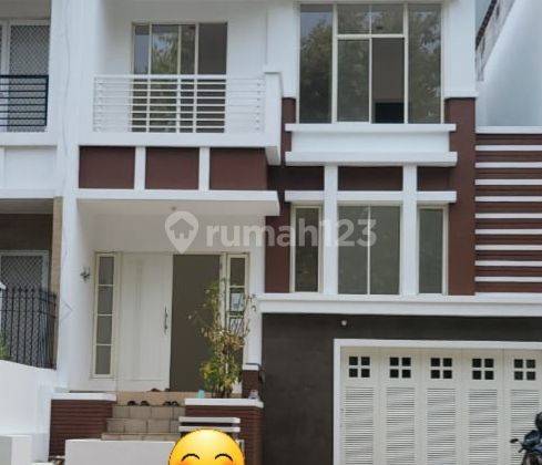 Rumah Pik Crown Golf Luas 184m2 View Golf 1