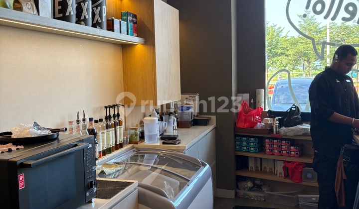 Take Over Lease of Golf Island Pik Ruko Former Cafe 2