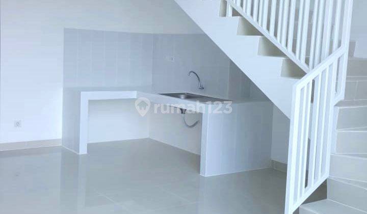 Apartemen SOHO Unfurnished Bagus Sekali 2