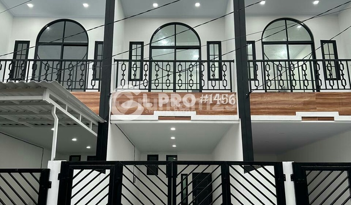 Dijual Rumah Baru 3 Lantai Siap Huni Bebas Banjir bisa KPR Bank di Tanjung Duren Jakarta Barat