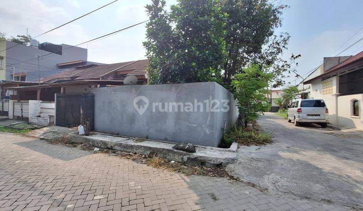 Rumah Hoek Dijual di Harapan Indah Bekasi 2