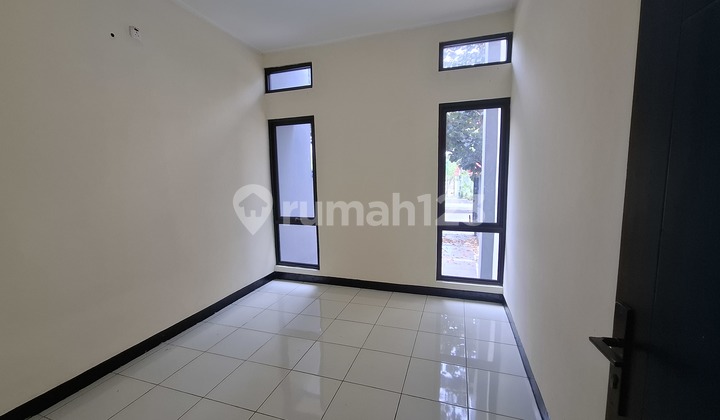 kamar tidur rumah dijual di harapan mulya