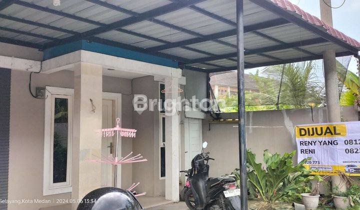 RUMAH DI JALAN BALAI KELURAHAN MEDAN SELAYANG 1