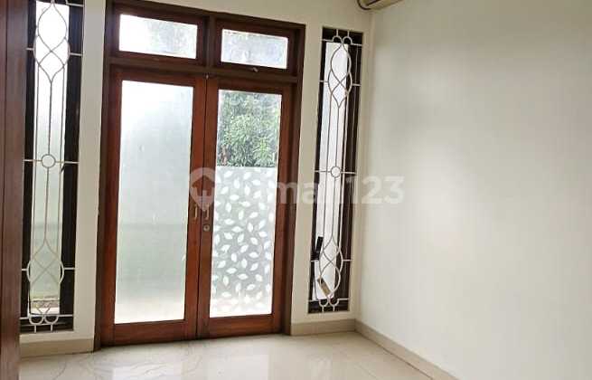 Disewakan Rumah 3 Ktr di Raffles Cibubur 2