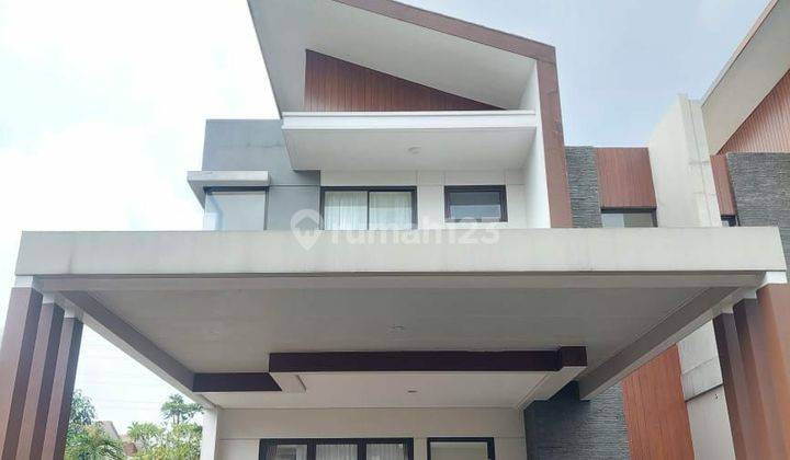 Rumah Mewah Podomoro golf View  1