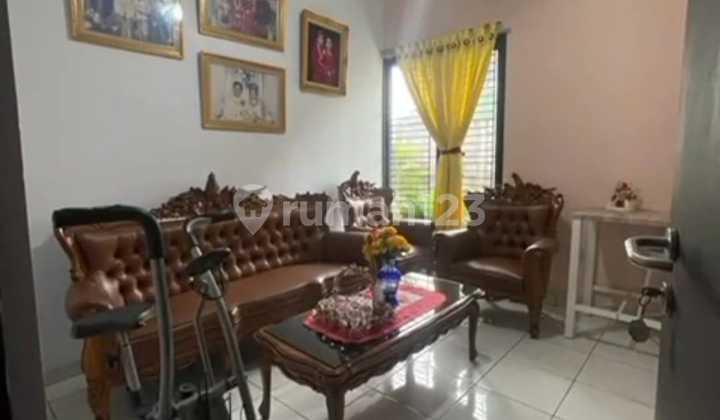 Rumah Hoek Dlm Komplek Ciracas Jakarta Timur 2