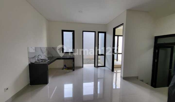 Dijual Rumah Rapih 2 Shm Di Citra Gran Cbd Cibubur 2