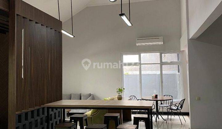 Rumah Kantor Lokasi Strategis, Furnished, Bagus Terawat, Cocok Untuk Kantor Maupun Usaha Lainnya 12