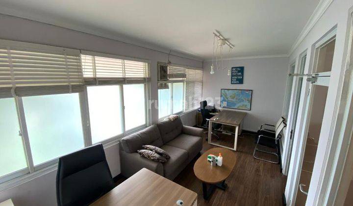 Rumah Kantor Lokasi Strategis, Furnished, Bagus Terawat, Cocok Untuk Kantor Maupun Usaha Lainnya 20