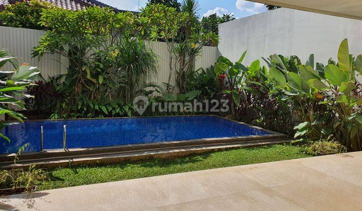 Rumah di Kemang Utara Bagus Siap Huni 1