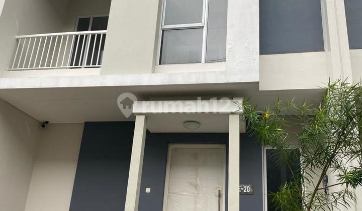 Rumah Bagus Dalam Komplek One Gate System, Akses Mudah