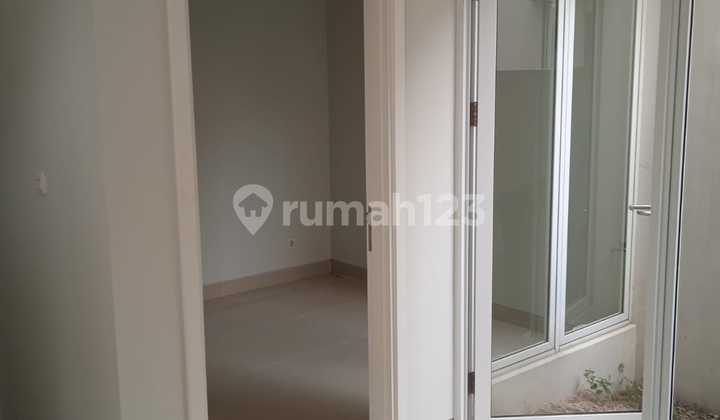 Rumah Bagus Dalam Komplek One Gate System, Akses Mudah 2
