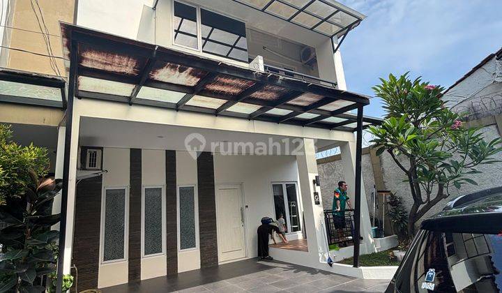 Rumah 2 Lantai, Terawat Baik, Full Furnished di Bambu Apus, Cipayung, Jakarta Timur 1