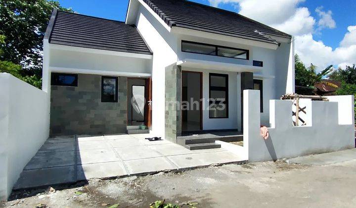 Perumahan Rumah Baru, Komersil Premium Dijual di Lamongan Kota, Dekat Sama Alun Alun Lamongan Sudah Sertipikat Hak Milik 8
