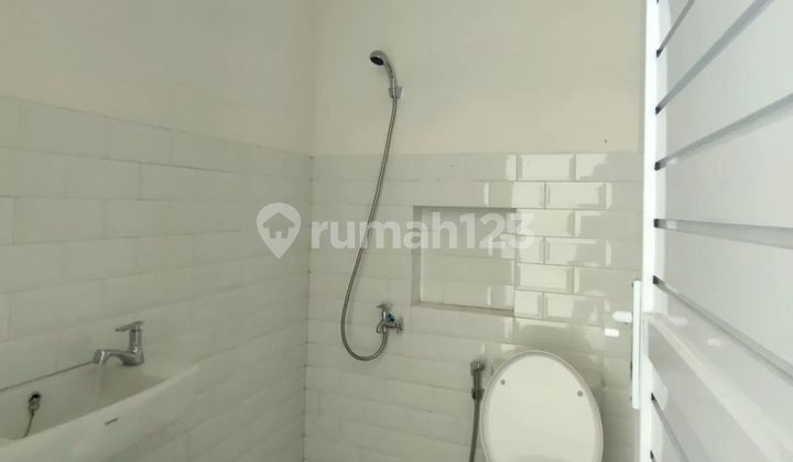 Perumahan Komersil, Rumah Baru di Made Lamongan Sert. Hak Milik 8