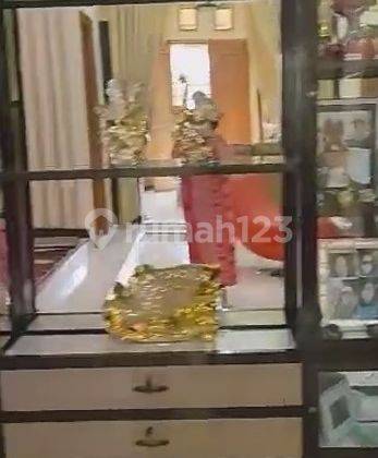 Dijual Cepat Rumah Mewah di Kawasan Eksklusif Made, Lamongan. Rumah 2 Lantai 12