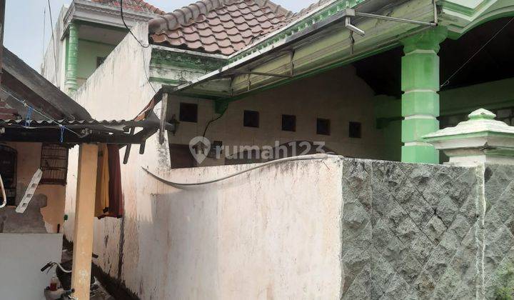 Rumah Besar Dan Panjang 2 Lantai di Jual di Deket, Lamongan 3