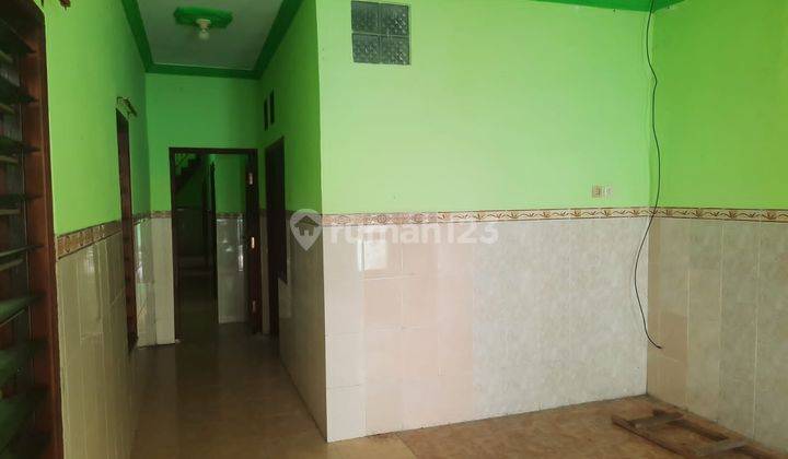 Rumah Besar Dan Panjang 2 Lantai di Jual di Deket, Lamongan 7