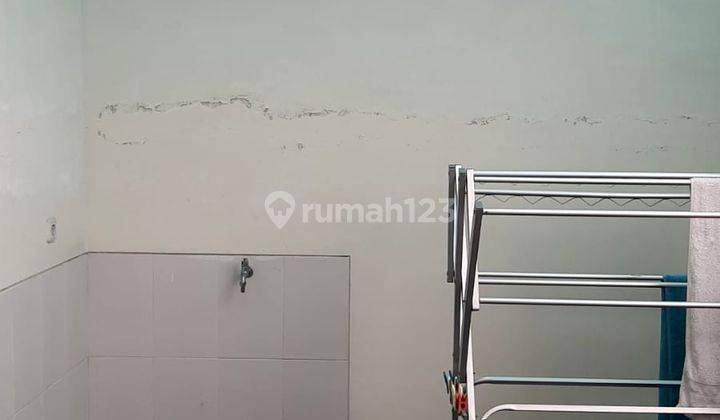Rumah minimalis di Green Beji Residence. Dekat Bns 9