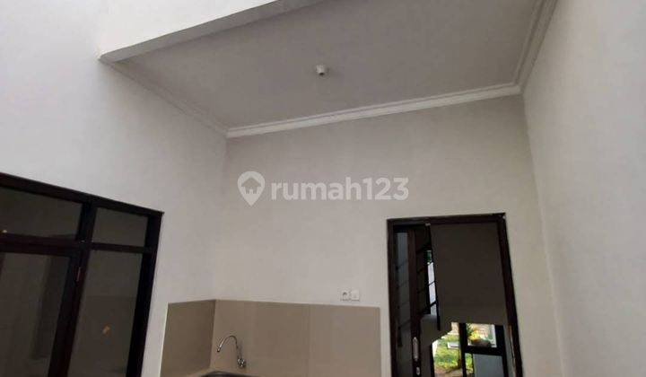Villa Dengan Pemandangan Gunung Arjuna di Kota Batu. Dekat Bns 3