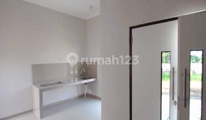 Villa Dengan Pemandangan Gunung Arjuna di Kota Batu. Dekat Bns 4