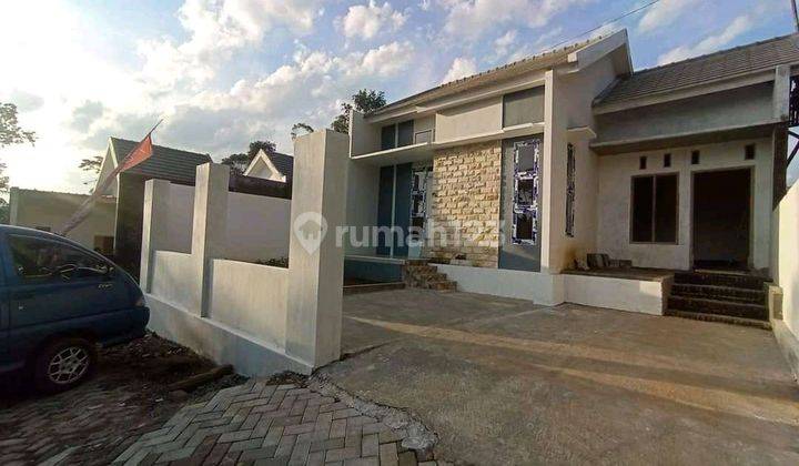 Rumah minimalis siap huni. Dekat sekolah dan pasar 10