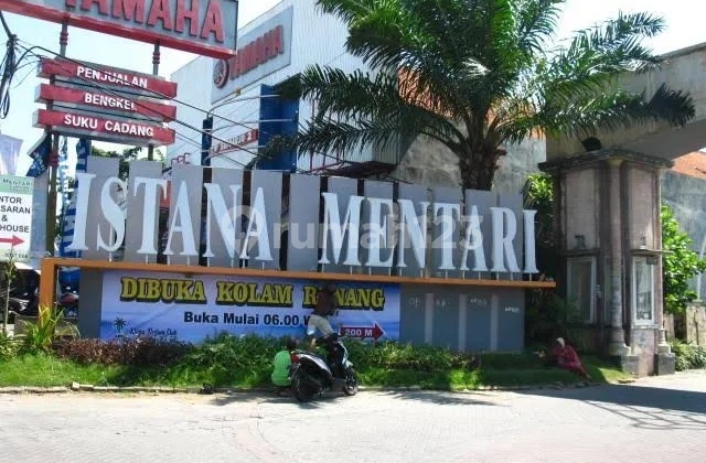 Jeffry- For Sale: House in Istana Mentari, Sidoarjo Jeffry- For Sale: House in Istana Mentari, Sidoarjo