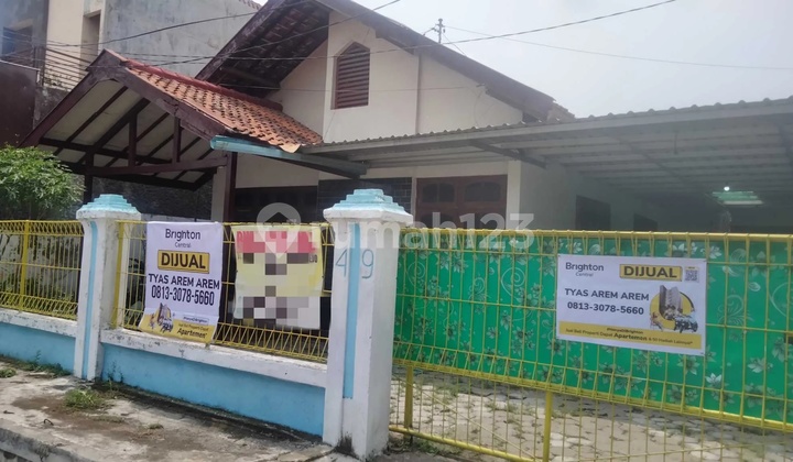 Tyas - For Sale: House on JALAN KELAPA MANIS, Taman, Madiun