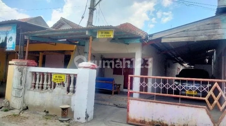 Tyas - For Sale: House on Kantil Street, Wungu, Madiun.