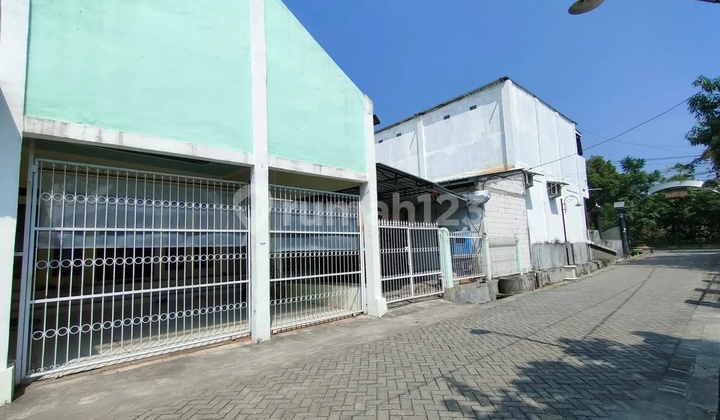 Tyas- Warehouse for rent at NORTH KLITIK BRIDGE, Geneng, Ngawi Tyas- Warehouse for rent at NORTH KLITIK BRIDGE, Geneng, Ngawi
