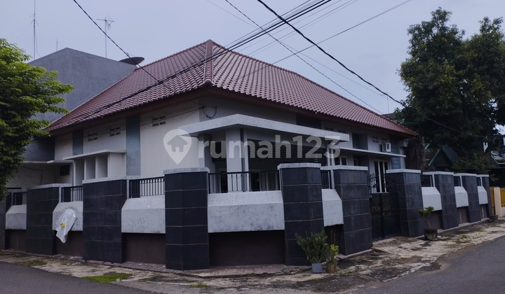 Jeffry - Rumah hook siap huni pusat kota Pasuruan di perumahan Pondok Sejati Indah 2