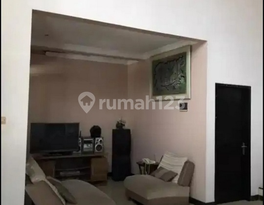 Frida- DiJual Rumah di PURI SURYA JAYA , Gedangan , Sidoarjo , Jawa Timur

Deskripsi Properti, 
Transaksi : Jual
Tipe : Rumah
Alamat : PURI SURYA JAYA
Lokasi : Gedangan , Sidoarjo , Jawa Timur
Sertifikat : SHM
Luas Tanah : 240 m2
Luas Bangunan : 225 m2
Ka 1