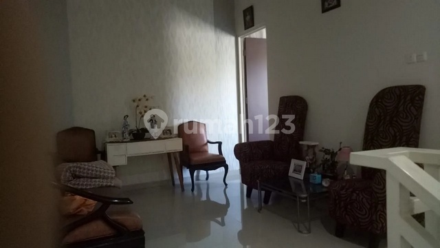 Frida- DiJual Rumah di MANYAR TOMPOTIKA , Manyar ,  , Jawa Timur

Deskripsi Properti, 
Transaksi : Jual
Tipe : Rumah
Alamat : MANYAR TOMPOTIKA
Lokasi : Manyar ,  , Jawa Timur
Sertifikat : SHM
Luas Tanah : 137 m2
Luas Bangunan : 150 m2
Kamar Tidur : 4+1
Ka
