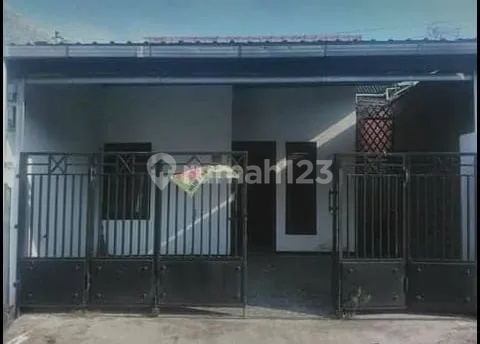 Tyas- For Sale: House in TAMAN SALAK Housing Estate, Taman, Madiun 1