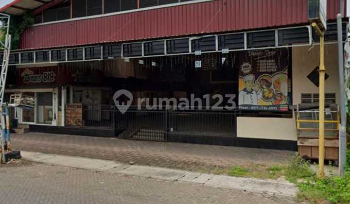 Jeffry-Ex Resto / Pujasera siap huni jantung kota Sidoarjo