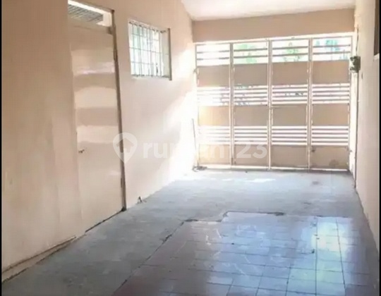 Frida- Disewakan Rumah di PONDOK JATI , Sidoarjo , Sidoarjo , Jawa Timur
Deskripsi Properti,
Transaksi : Sewa
Tipe : Rumah
Alamat : PONDOK JATI
Lokasi : Sidoarjo , Sidoarjo , Jawa Timur
Sertifikat : SHM
Luas Tanah : 155 m2
Luas Bangunan : 150 m2
Kamar T Frida- Disewakan Rumah di PONDOK JATI , Sidoarjo , Sidoarjo , Jawa Timur
Deskripsi Properti,
Transaksi : Sewa
Tipe : Rumah
Alamat : PONDOK JATI
Lokasi : Sidoarjo , Sidoarjo , Jawa Timur
Sertifikat : SHM
Luas Tanah : 155 m2
Luas Bangunan : 150 m2
Kamar T