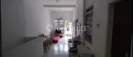 Frida- DiJual Rumah di KEBRAON TENGAH , Karangpilang , Surabaya , Jawa Timur

Deskripsi Properti, 
Transaksi : Jual
Tipe : Rumah
Alamat : KEBRAON TENGAH
Lokasi : Karangpilang , Surabaya , Jawa Timur
Sertifikat : SHM
Luas Tanah : 120 m2
Luas Bangunan : 60  2